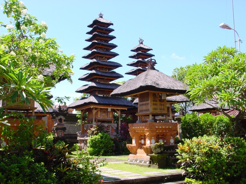 Denpasar Fuerstenpalast Puri Pemecutan 2.JPG - Photos of Bali, Indonesia in March 2001