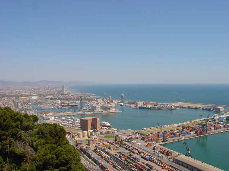 Montjuic - Blick auf Hafen 2.JPG -                                