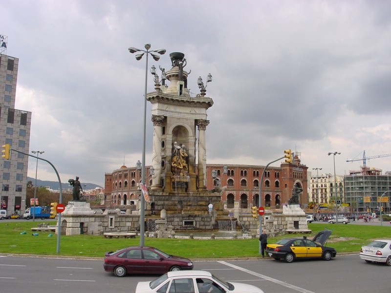 Plaza de Espanya.JPG -                                