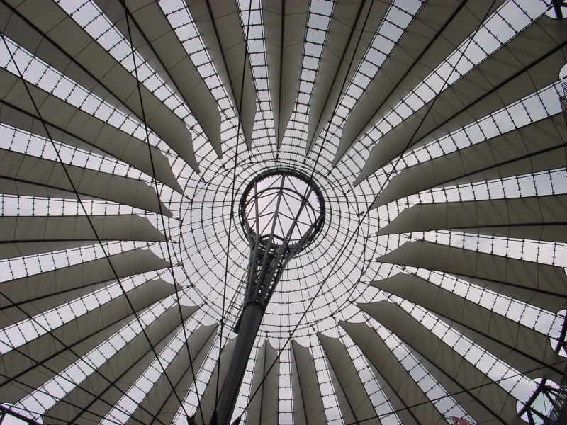 Potsdamer Platz Sony-Center Dach.JPG -                                