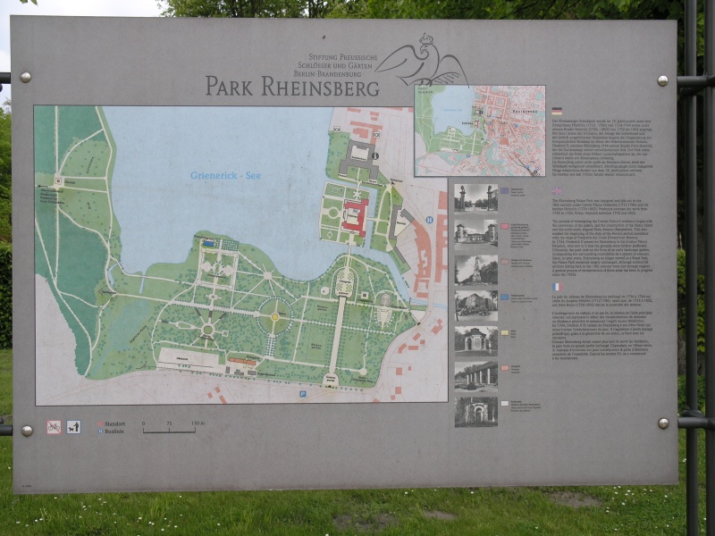 Rheinsberg - Tafel im Schlosspark.JPG - OLYMPUS DIGITAL CAMERA         