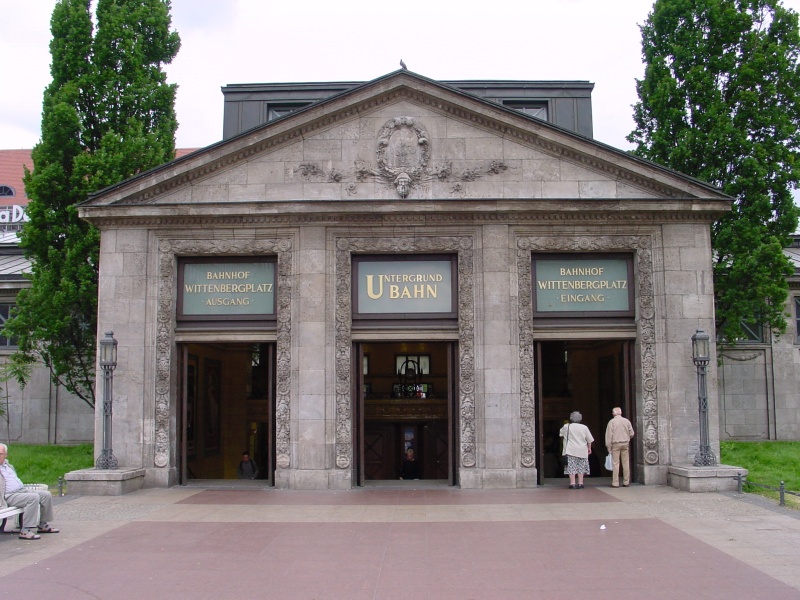 U-Bahnhof Wittenbergplatz aussen.jpg -                                