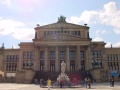 Gendarmenmarkt Schauspielhaus und Schiller-Denkmal