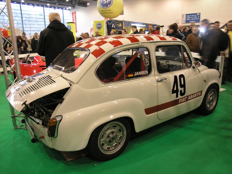Fiat 500 Abarth.JPG - OLYMPUS DIGITAL CAMERA         