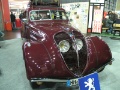Peugeot 402 (vorne)