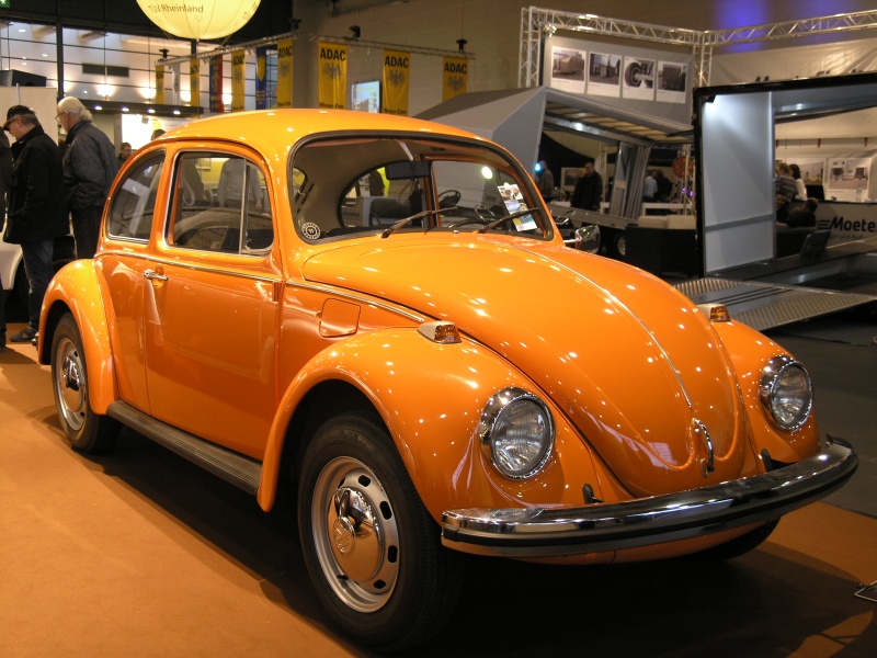 VW Kaefer 1200 L (vorne seitlich).JPG - OLYMPUS DIGITAL CAMERA         
