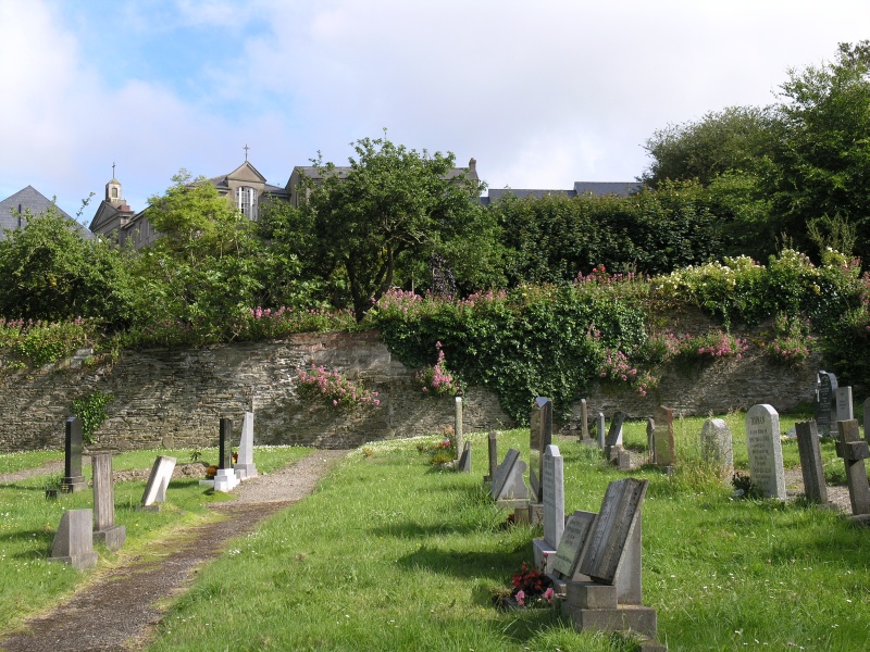 Beara Peninsula - Bantry - Kathedrale Friedhof 2.JPG - Photos of Ireland, in June 2005