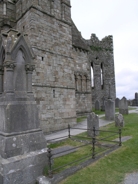 Cashel - Rock of Cashel Cormac's Chapel.JPG - Photos of Ireland, in June 2005