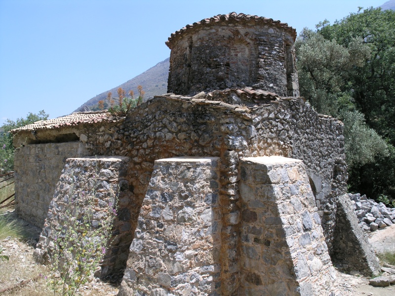 Amari-Becken - Gerakari Kirchlein Ioannis Theologos (Ruine).JPG - OLYMPUS DIGITAL CAMERA         