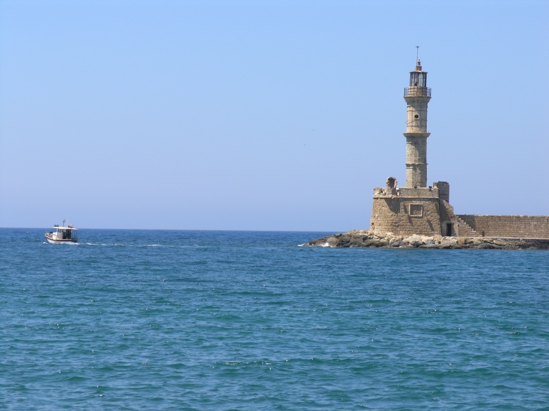 Chania - Venezianischer Hafen Leuchtturm 1.JPG - OLYMPUS DIGITAL CAMERA         