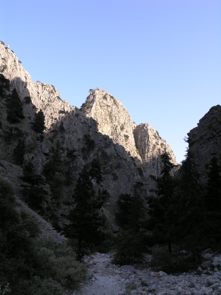 Imbros-Schlucht - Weg 16.JPG - OLYMPUS DIGITAL CAMERA         