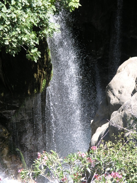 Kourtaliotis-Schlucht - Wasserfall Megalopotamos 2.JPG - OLYMPUS DIGITAL CAMERA         