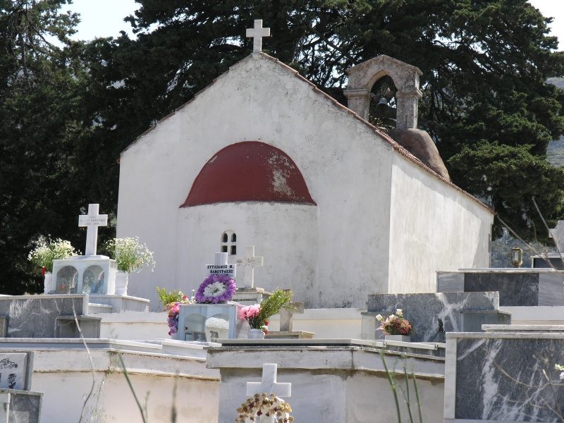 Naehe Ag. Ioannis - Friedhof 2.JPG - OLYMPUS DIGITAL CAMERA         