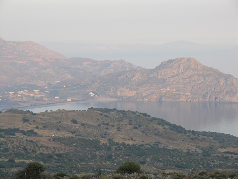 Plakias - Blick auf Plakias gegen Abend (fern) 1.JPG - OLYMPUS DIGITAL CAMERA         