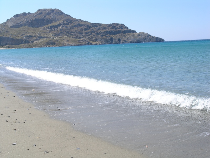 Plakias - Strand und Felsen.JPG - OLYMPUS DIGITAL CAMERA         