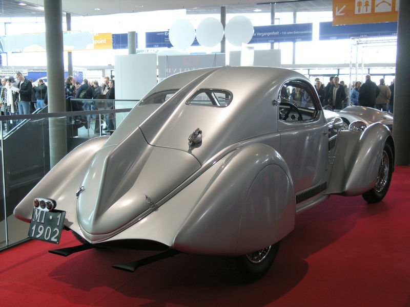 Lancia Astura 233C (seitlich hinten).JPG - OLYMPUS DIGITAL CAMERA         