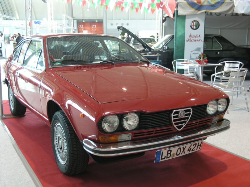 Alfa Romeo Alfetta GT.JPG - OLYMPUS DIGITAL CAMERA         