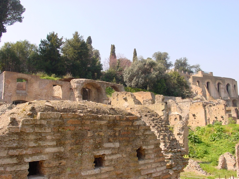 Forum Romanum - Ruinen.JPG -                                