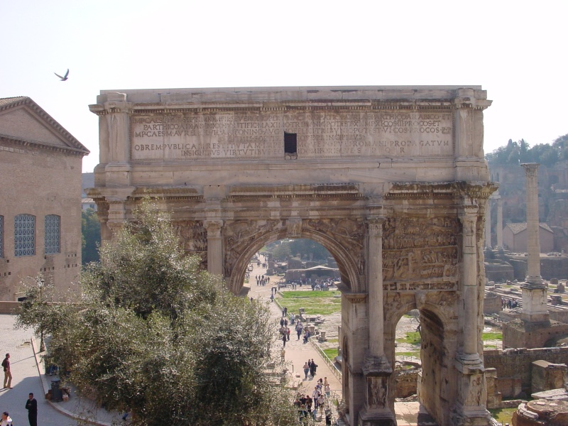 Forum Romanum - Septimius-Severus-Bogen.JPG -                                