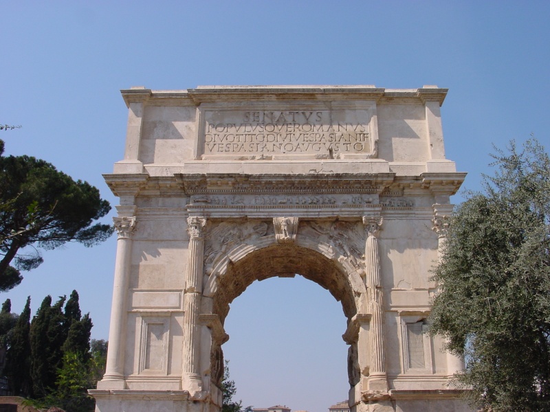 Forum Romanum - Titusbogen.JPG -                                