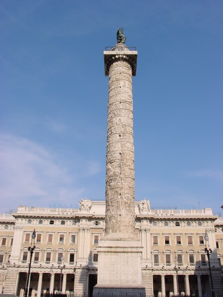 Piazza Colonna - Marc-Aurel-Saeule.JPG -                                