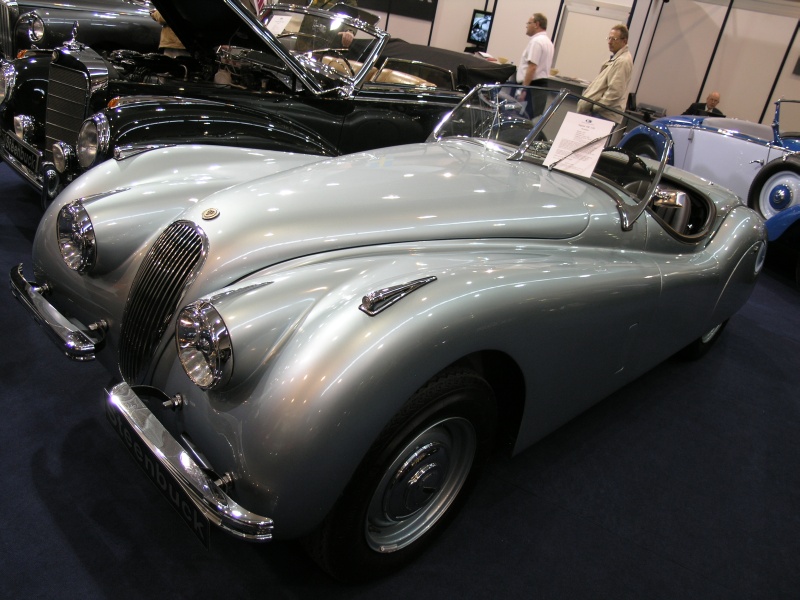 Jaguar XK 120 Roadster.JPG - OLYMPUS DIGITAL CAMERA         
