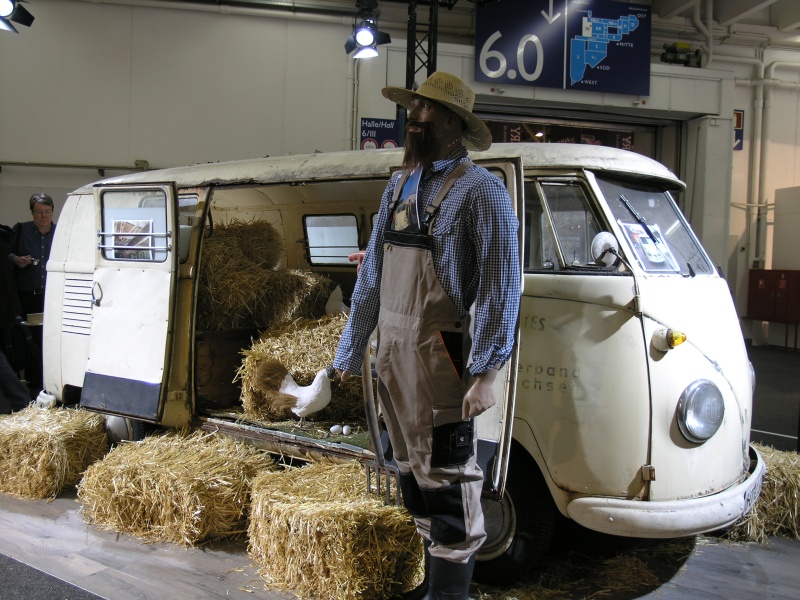 VW Bus T1b Transporter (ehemals Krankenwagen).JPG - OLYMPUS DIGITAL CAMERA         