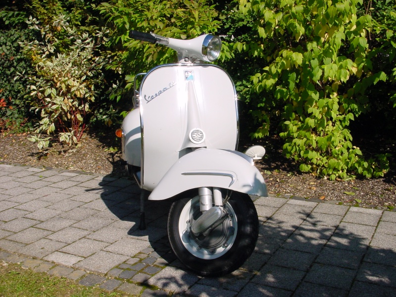 Vespa_GS4_Vorne.JPG -                                